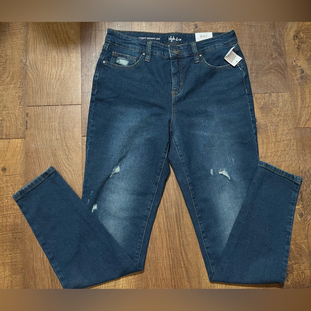 NWT! Style & Co jeans curvy fit size 8